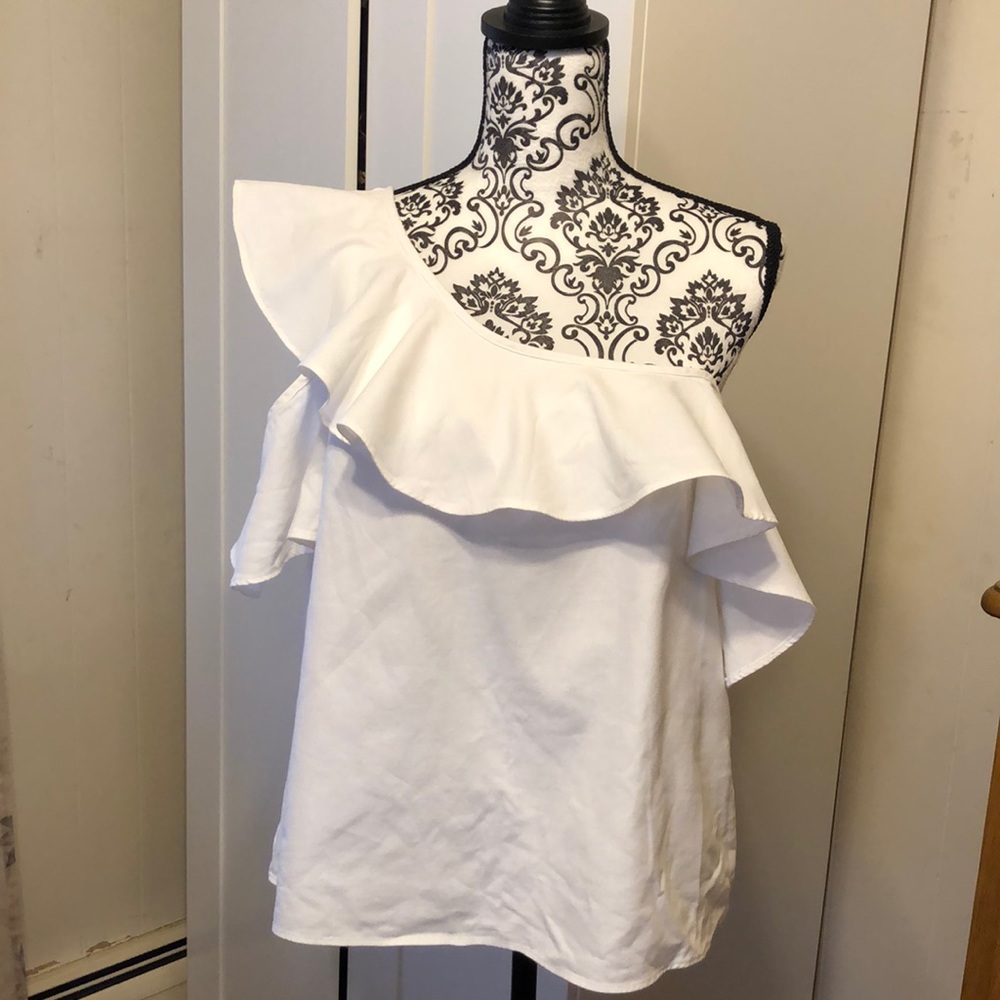 Madewell ❤️ White One-Shoulder Ruffle Blouse